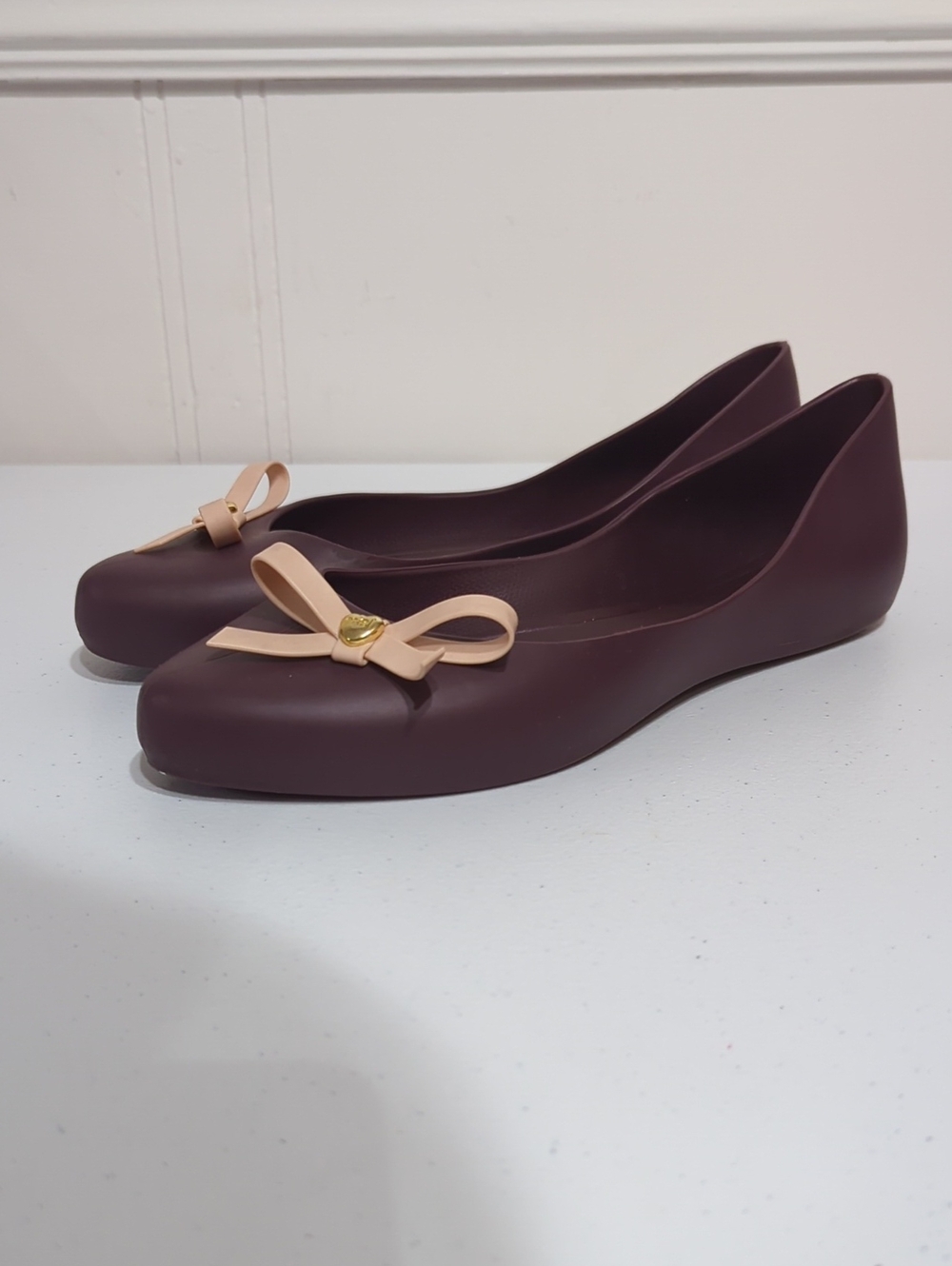 Melissa Women's Plum Ballet Flats with Beige Bow - size 8